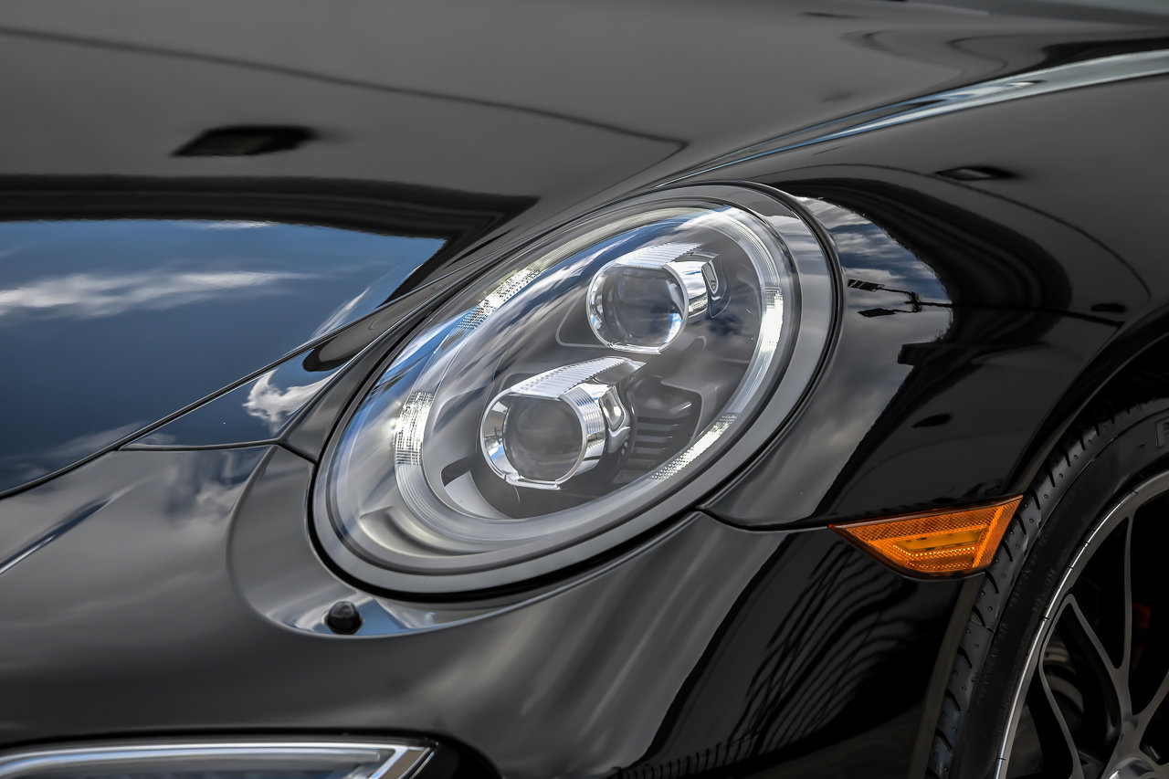 Used 2016 Porsche 911 Turbo image 11