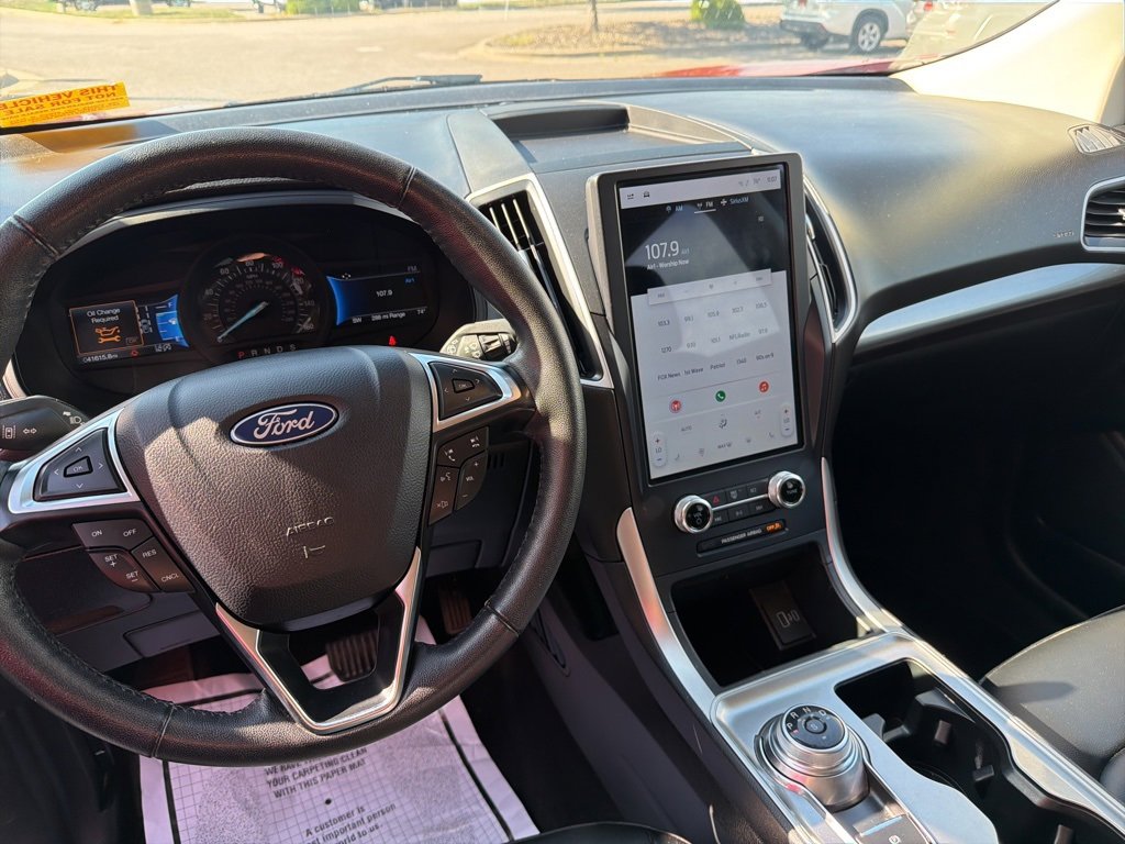 Used 2024 Ford Edge SEL image 13
