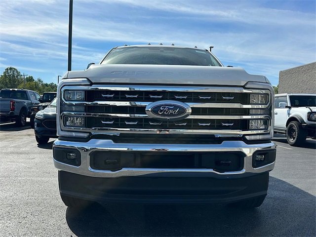 New 2026 Ford F350 Lariat w/ Chrome Package image 2