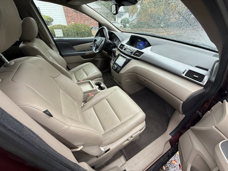 Used 2014 Honda Odyssey EX-L image 9
