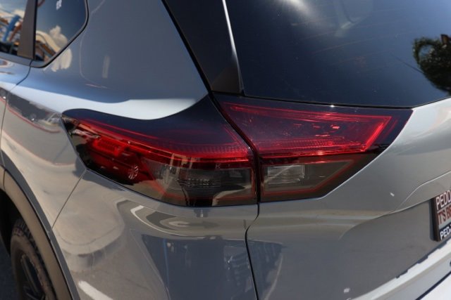 New 2026 Nissan Rogue SV image 7