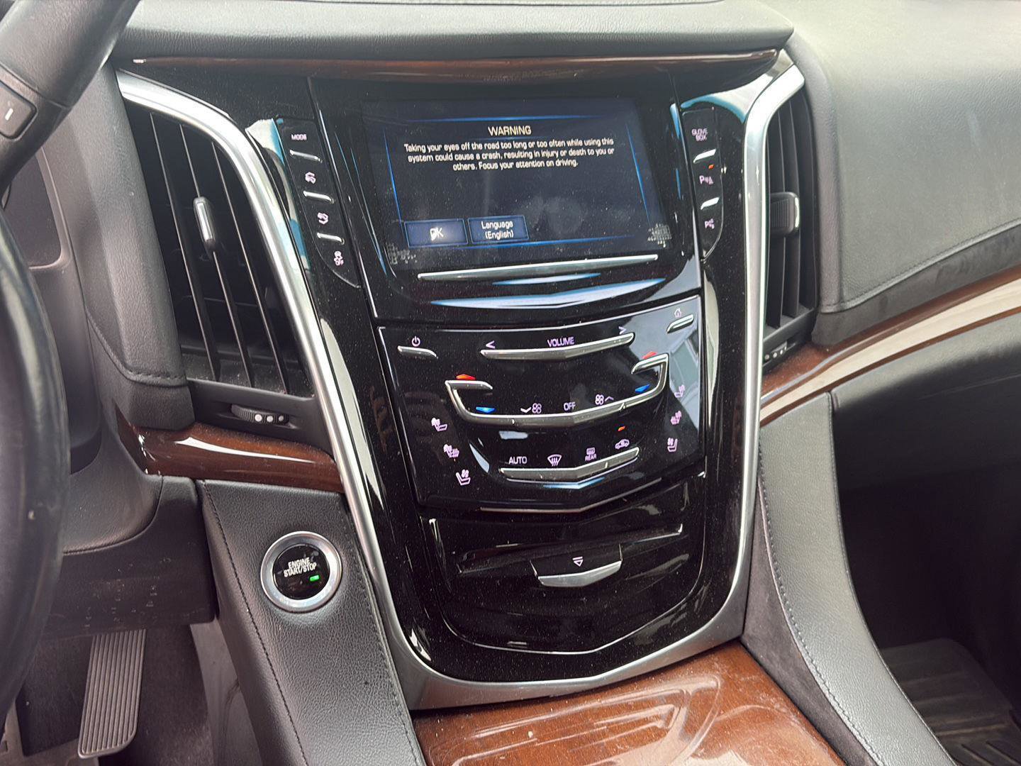 Used 2018 Cadillac Escalade 2WD image 12