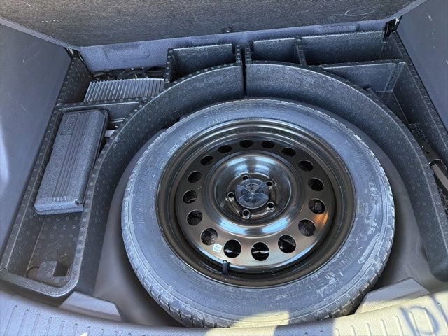 Used 2016 Ford Escape Titanium AWD/4WD image 10