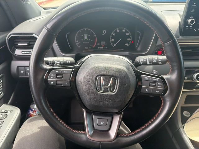 Used 2025 Honda Pilot TrailSport image 17