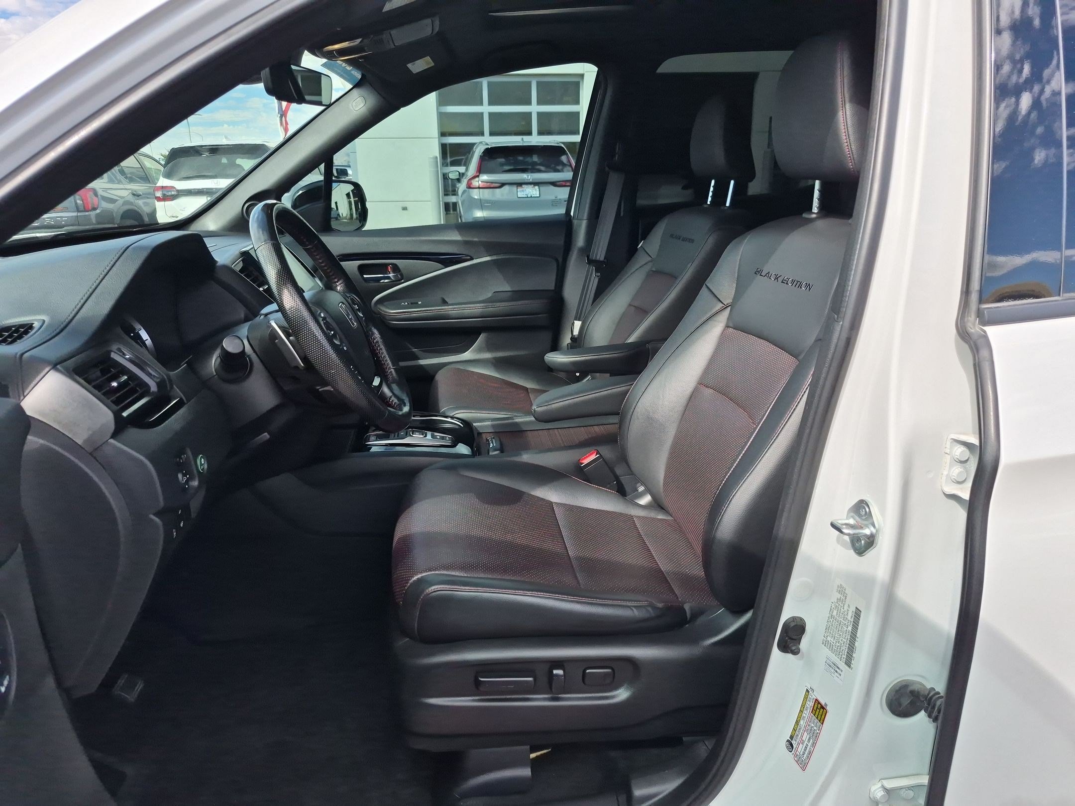 Certified 2023 Honda Ridgeline Black Edition image 17