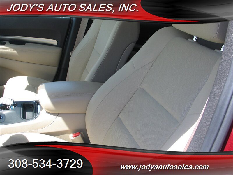 Used 2017 Dodge Durango SXT w/ Quick Order Package 23B AWD/4WD image 3