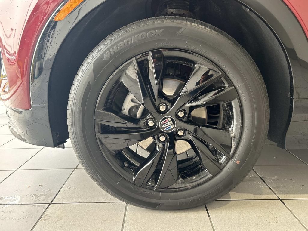 Used 2024 Buick Encore GX Sport Touring FWD image 7