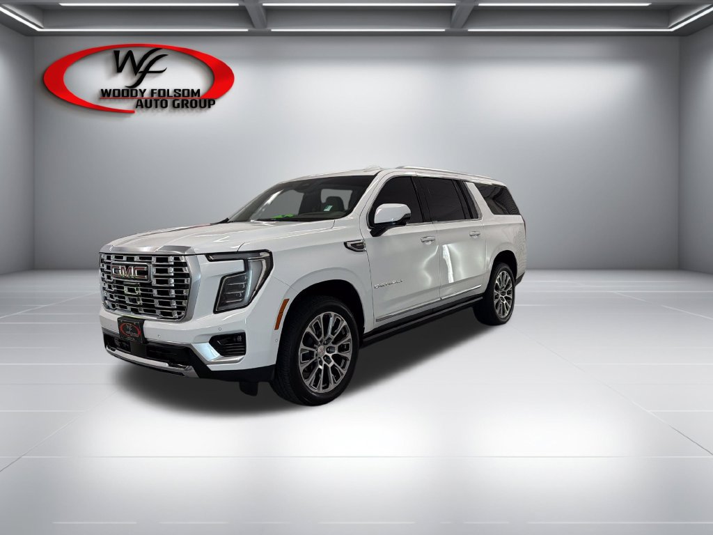 Used 2026 GMC Yukon XL Denali RWD image 3