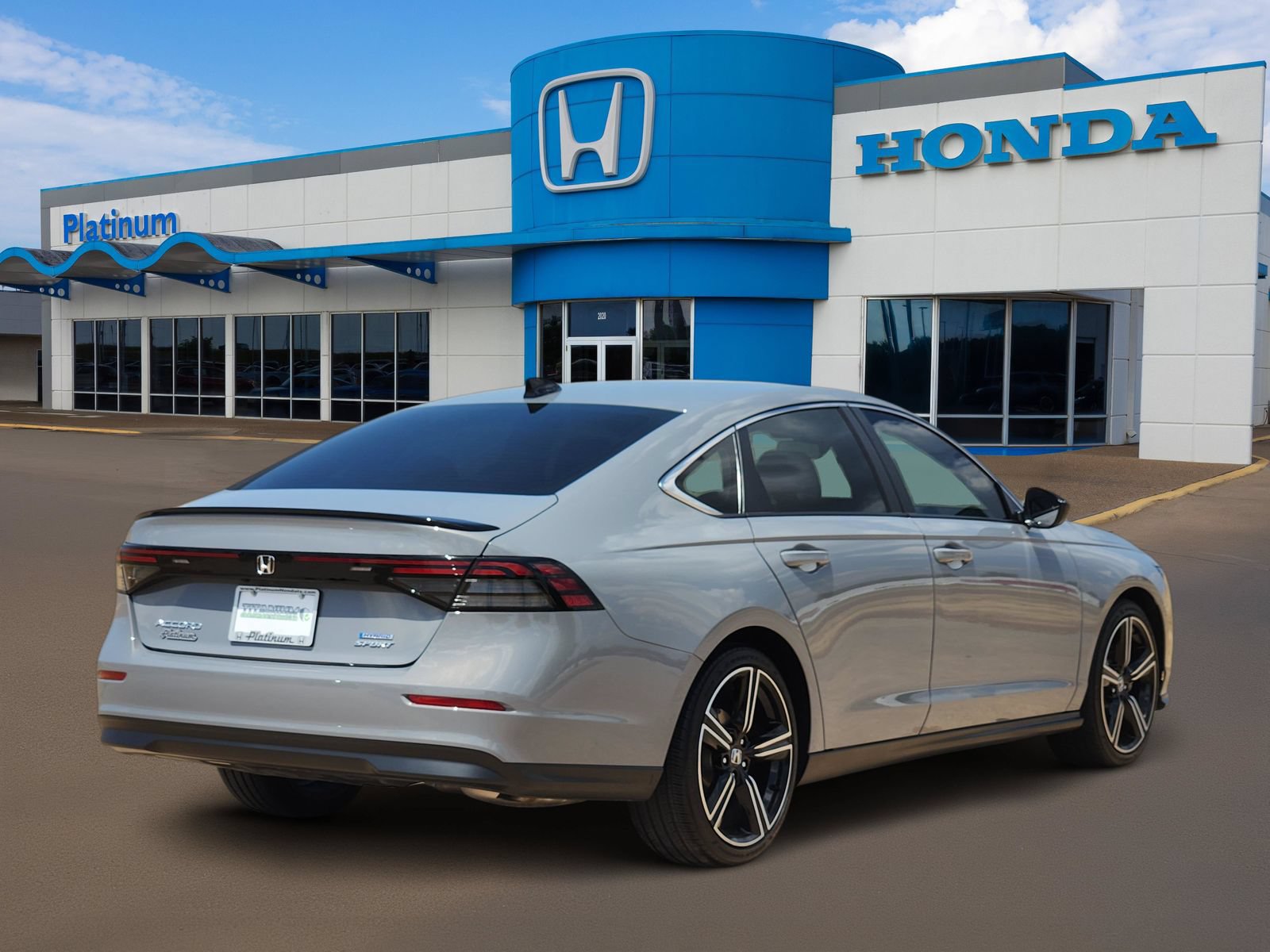 Used 2025 Honda Accord Sport image 4
