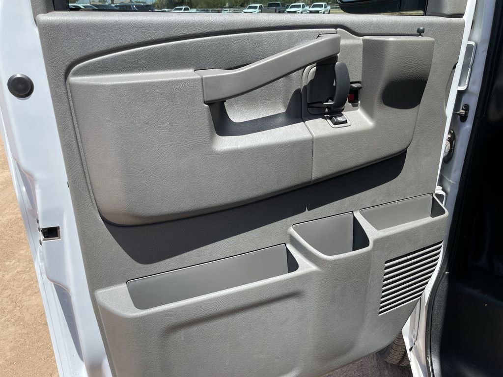 New 2025 GMC Savana 3500 Work Van w/ Power Convenience Package image 19