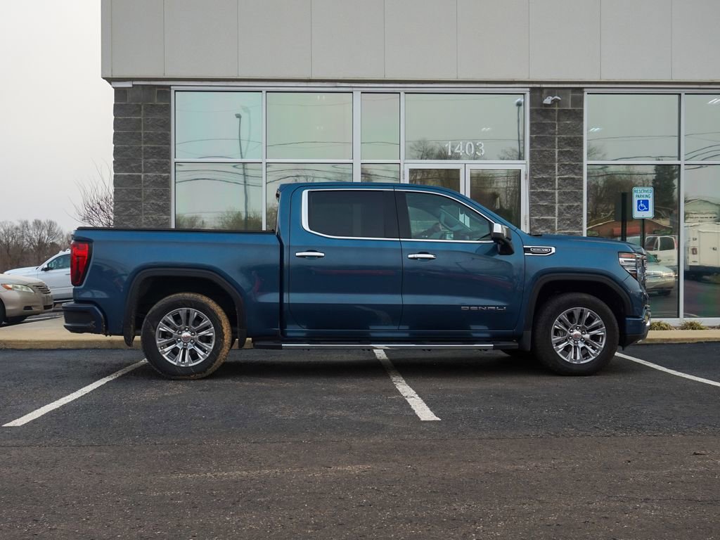 Used 2024 GMC Sierra 1500 Denali image 2