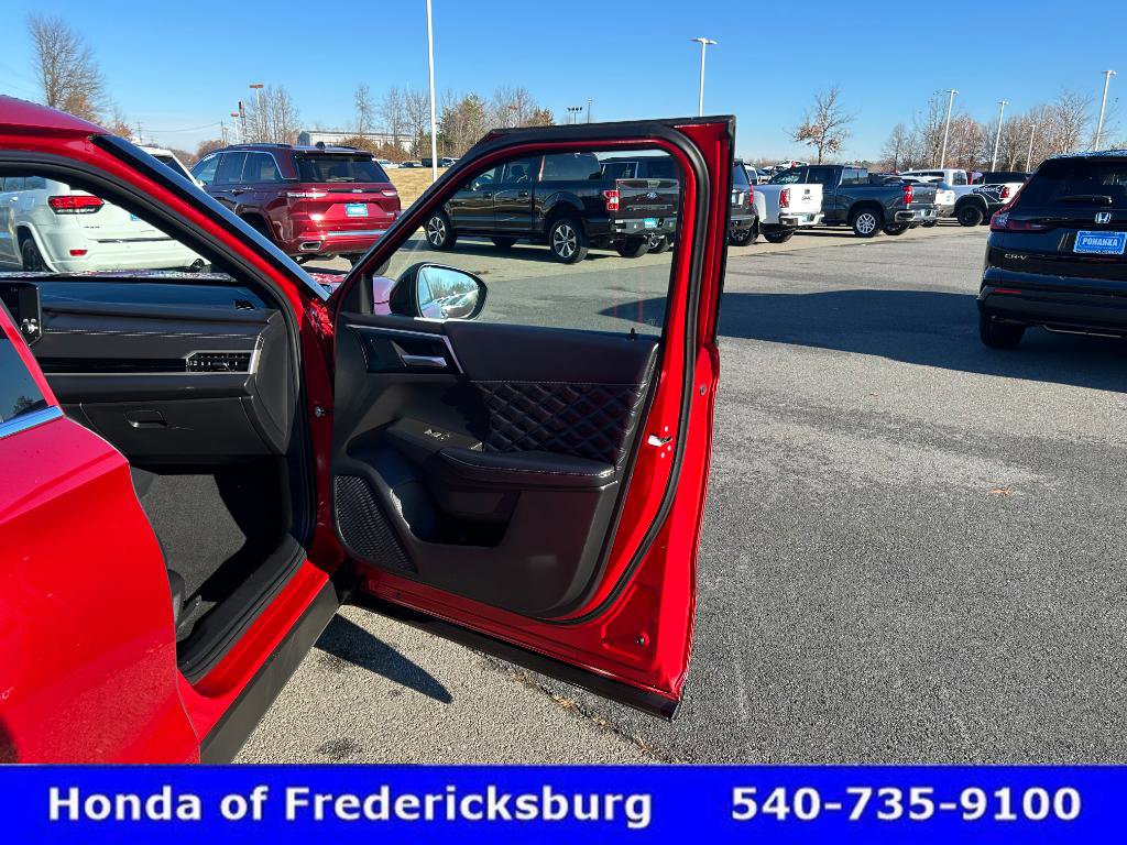 Used 2023 Mitsubishi Outlander SEL Black Edition image 34