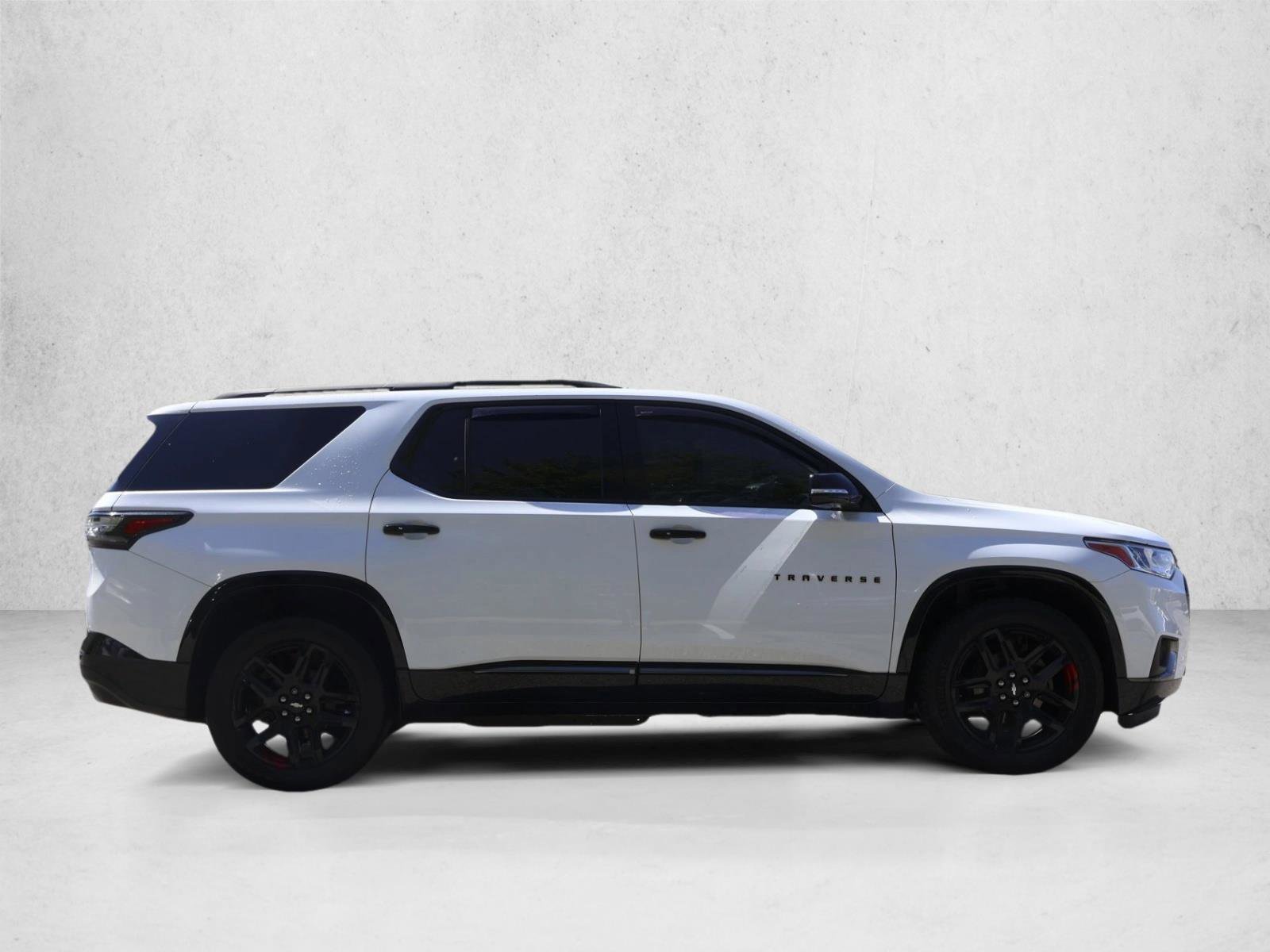 Used 2018 Chevrolet Traverse Premier w/ Redline Edition AWD/4WD image 4