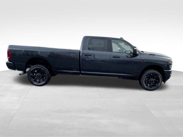 New 2026 RAM 3500 Big Horn AWD/4WD image 47