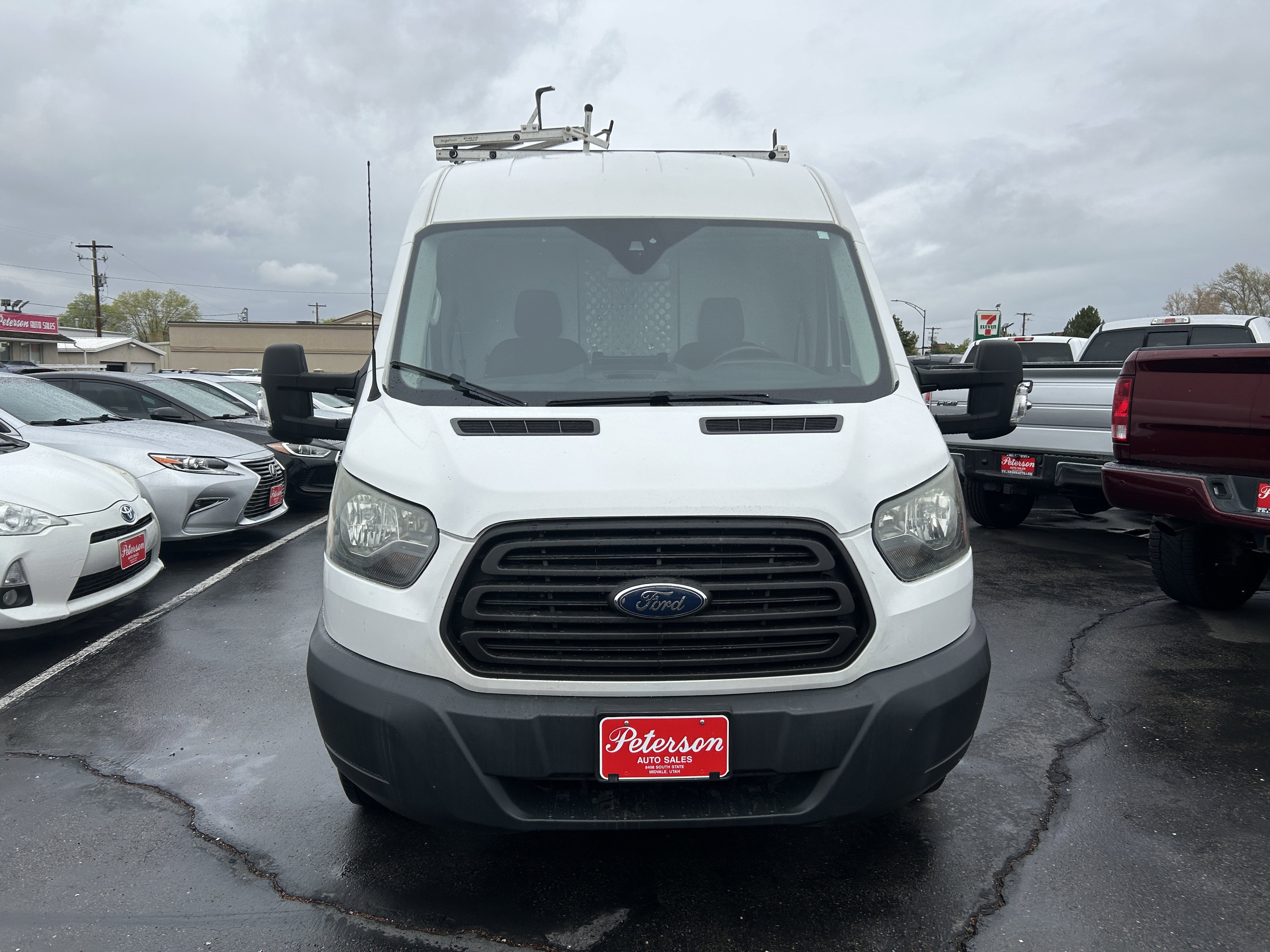 Used 2017 Ford Transit 250 130 Medium Roof image 3
