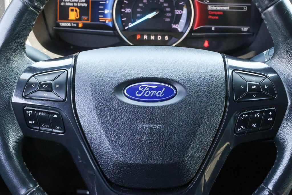 Used 2018 Ford Explorer XLT w/ Equipment Group 202A AWD/4WD image 34