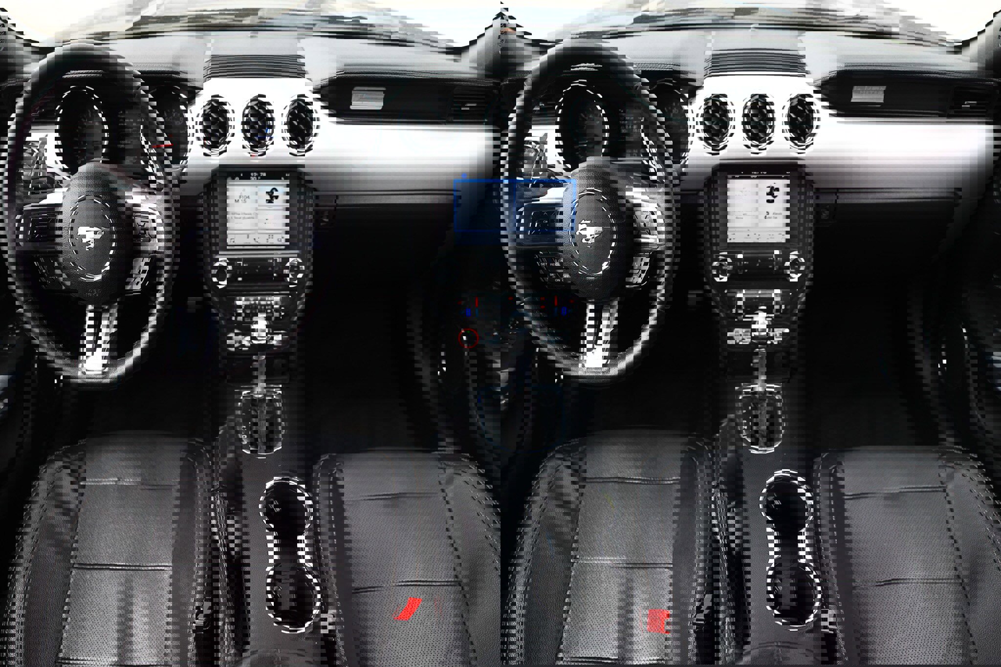 Used 2017 Ford Mustang Premium image 2