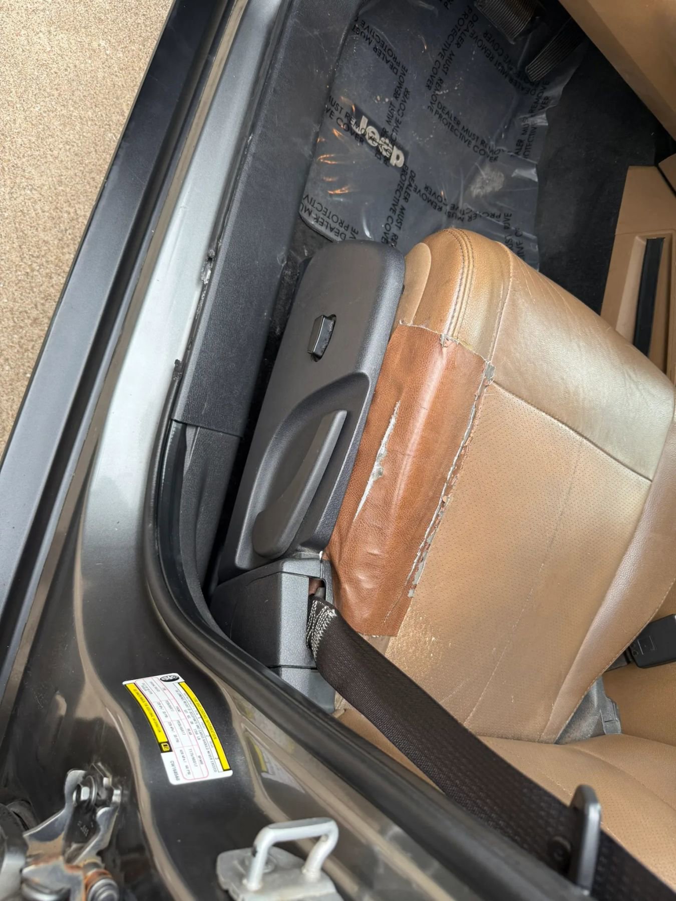 Used 2012 Jeep Liberty Limited RWD image 8