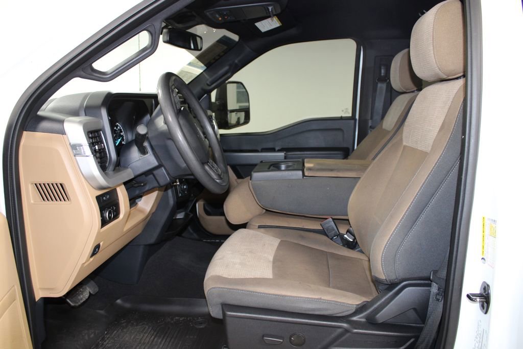 Used 2023 Ford F350 XLT w/ 360-Degree Camera Package image 26