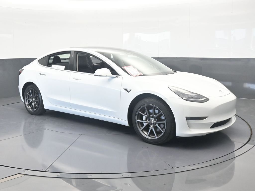 Used 2019 Tesla Model 3 Standard Range Plus image 8