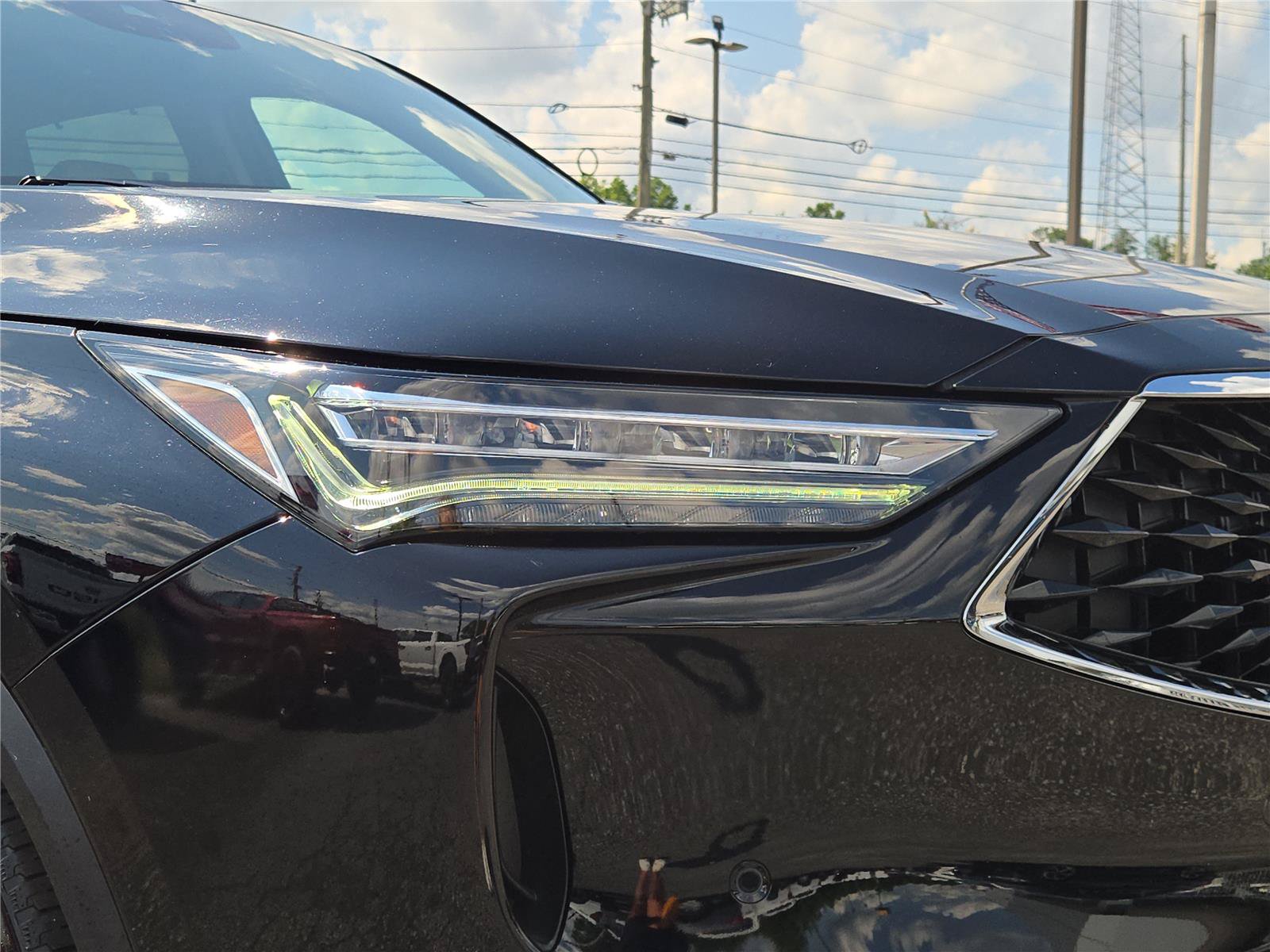 Used 2023 Acura MDX w/ Technology Package FWD image 5