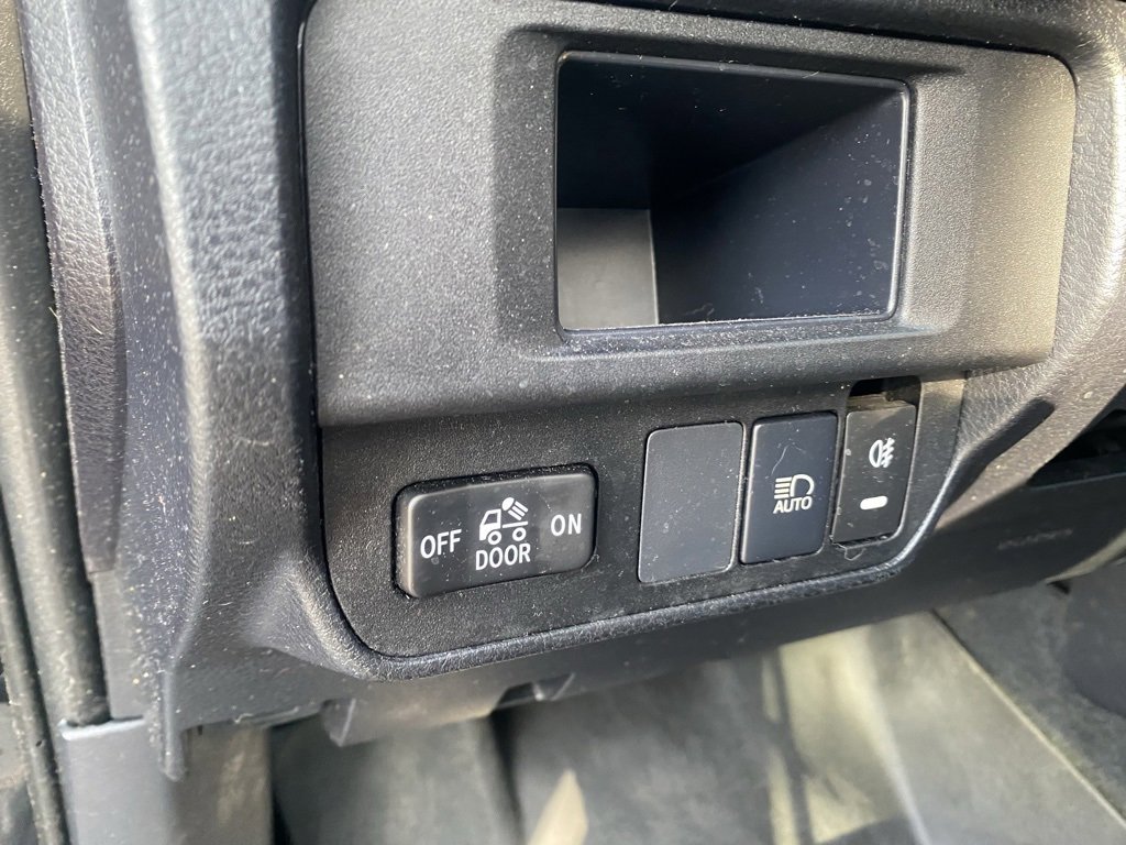 Used 2019 Toyota Tacoma SR5 image 16