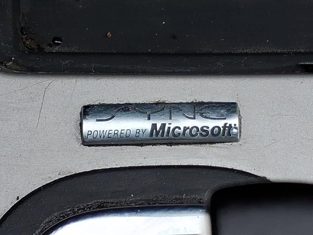 Used 2010 Ford Edge Limited image 18