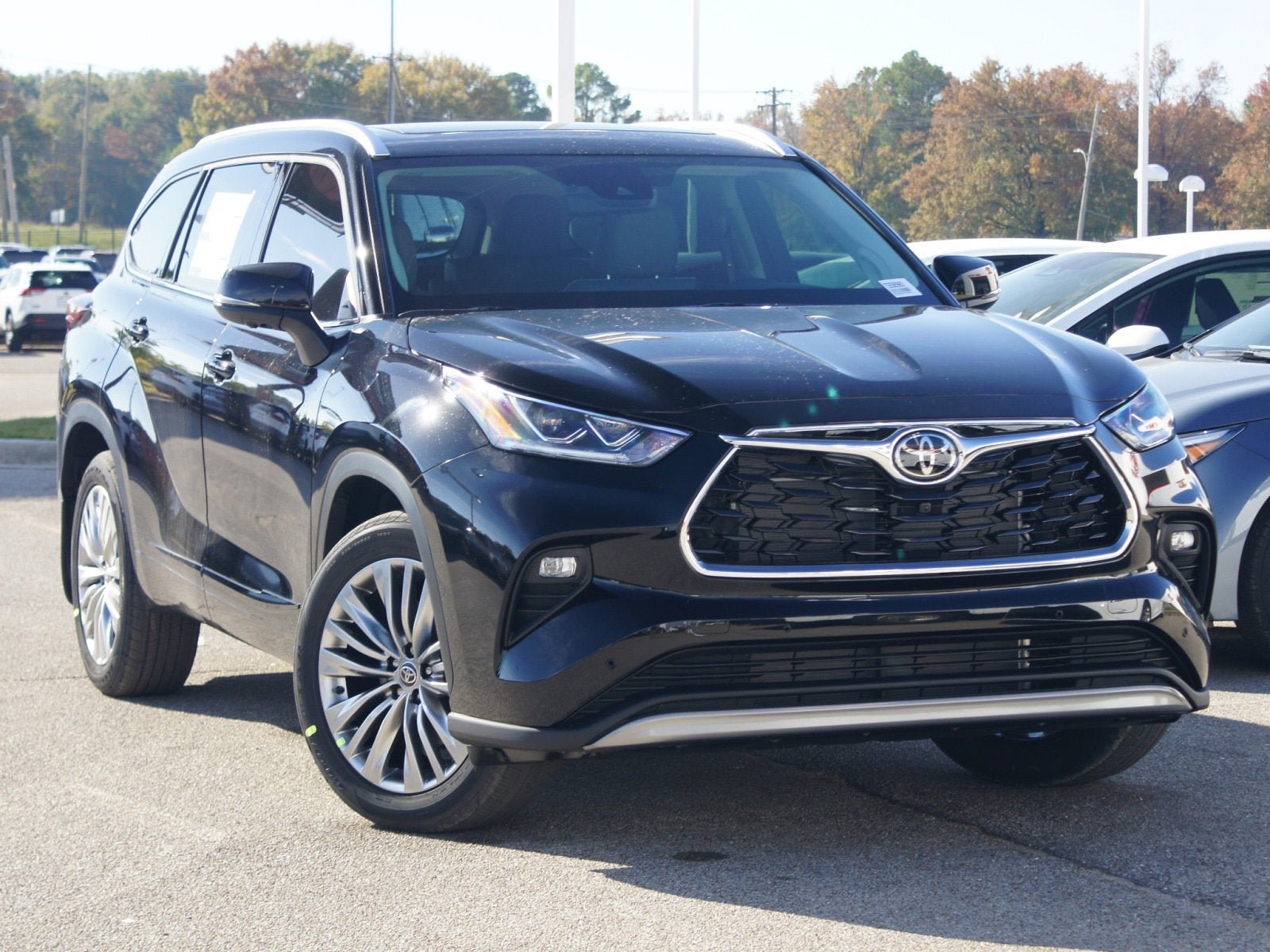 New 2026 Toyota Highlander Platinum AWD/4WD image 19