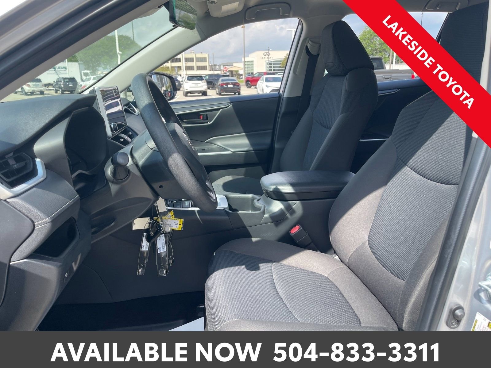 Used 2023 Toyota RAV4 LE image 29