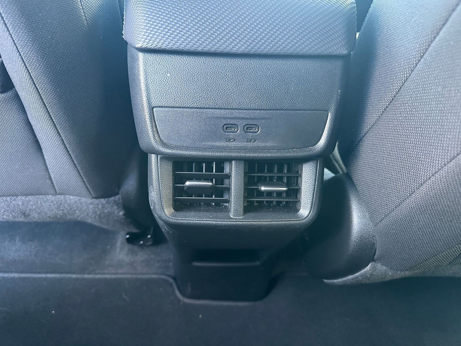 Used 2025 Chevrolet Equinox LT image 23