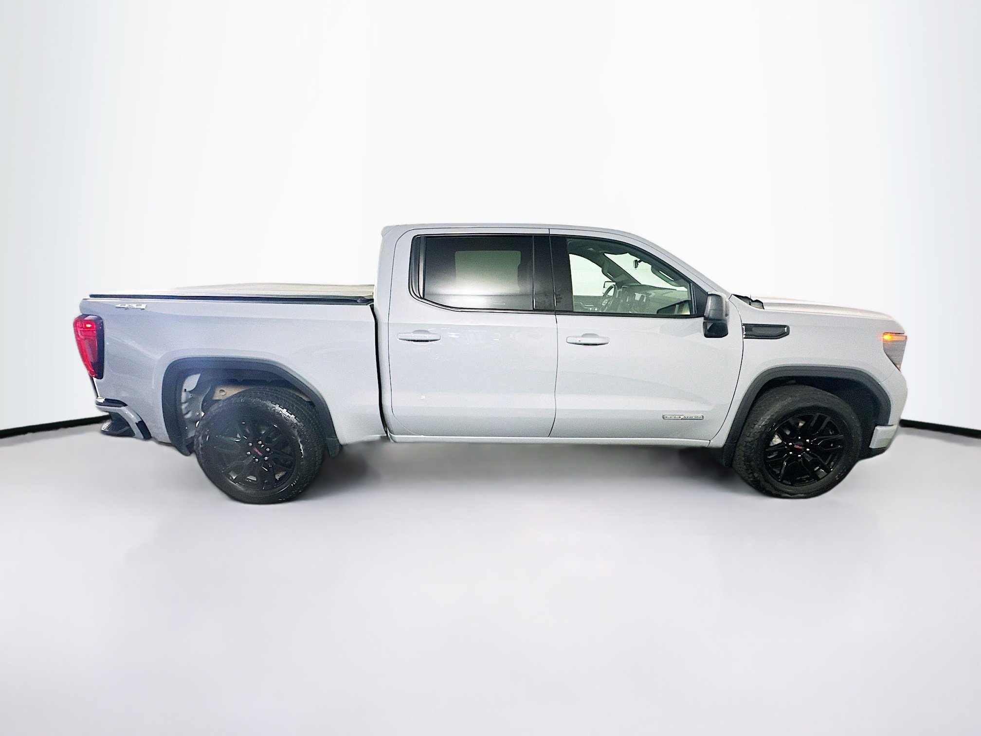 Used 2024 GMC Sierra 1500 Elevation image 10
