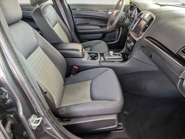 Used 2023 Chrysler 300 Touring w/ Sport Appearance Package image 19