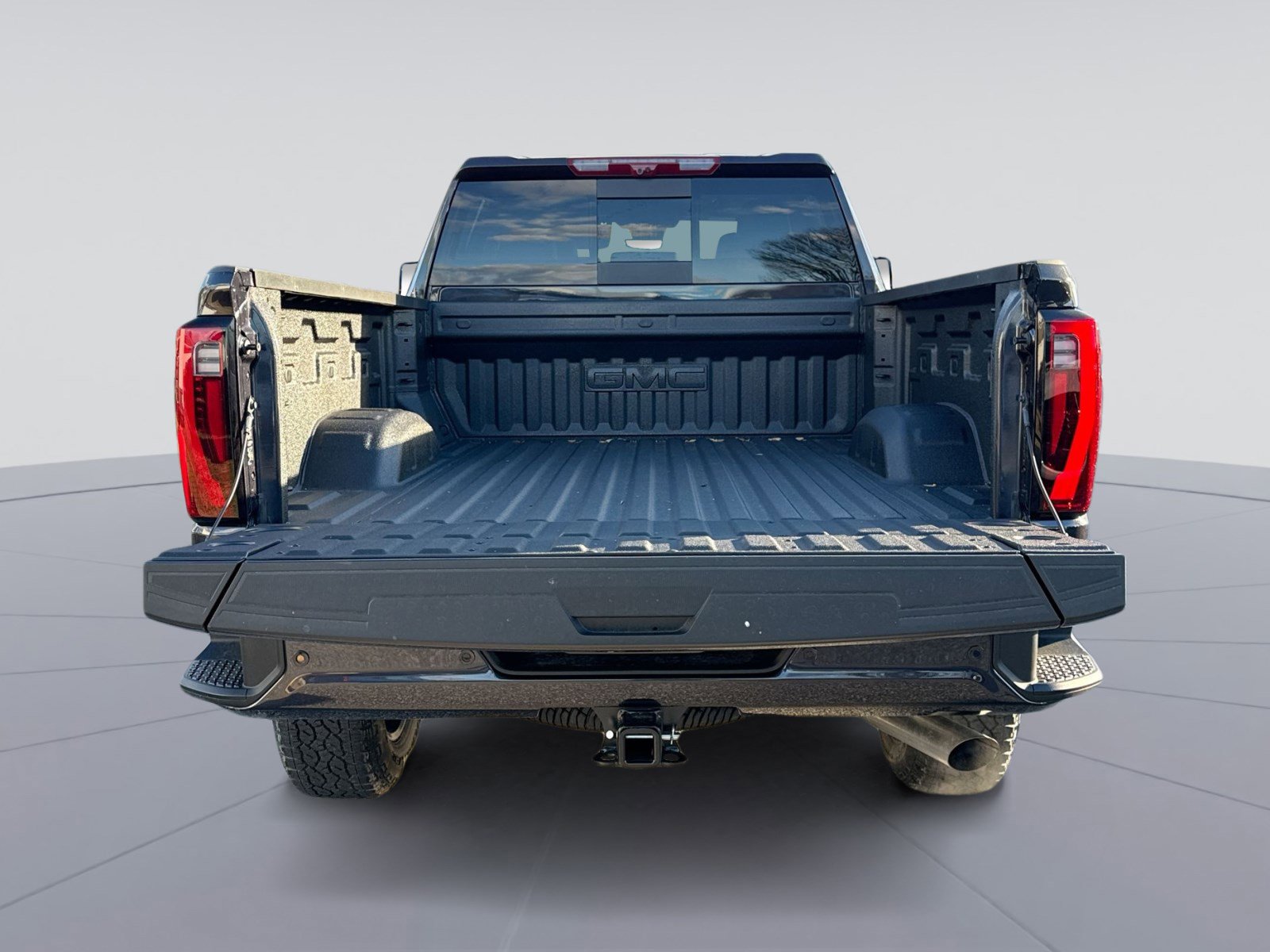 New 2026 GMC Sierra 2500 Denali w/ Denali Reserve Package image 19