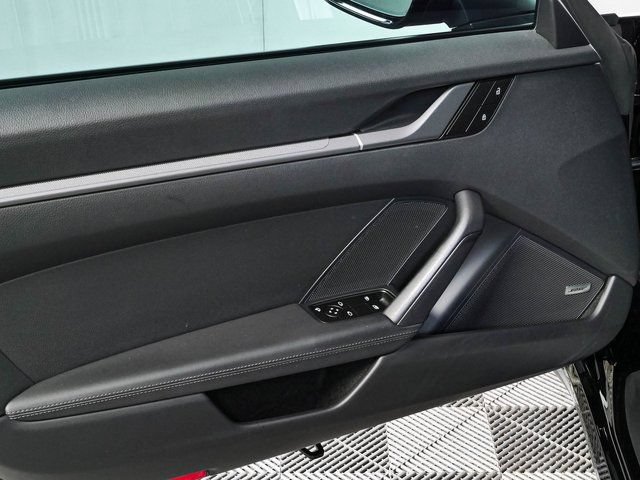 Certified 2024 Porsche 911 Carrera RWD image 6