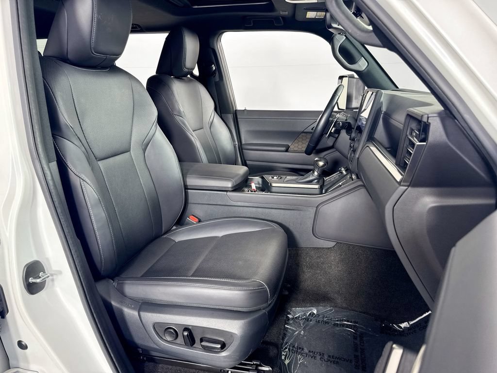 Used 2024 Lexus GX 550 w/ Cold Area Package AWD/4WD image 35