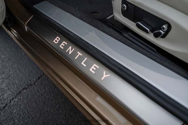 Used 2026 Bentley Continental GTC AWD/4WD image 32