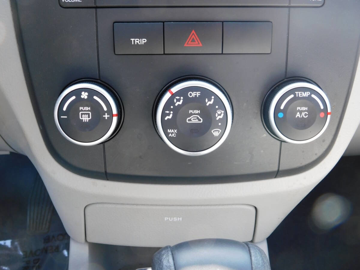 Used 2008 Kia Spectra EX image 12