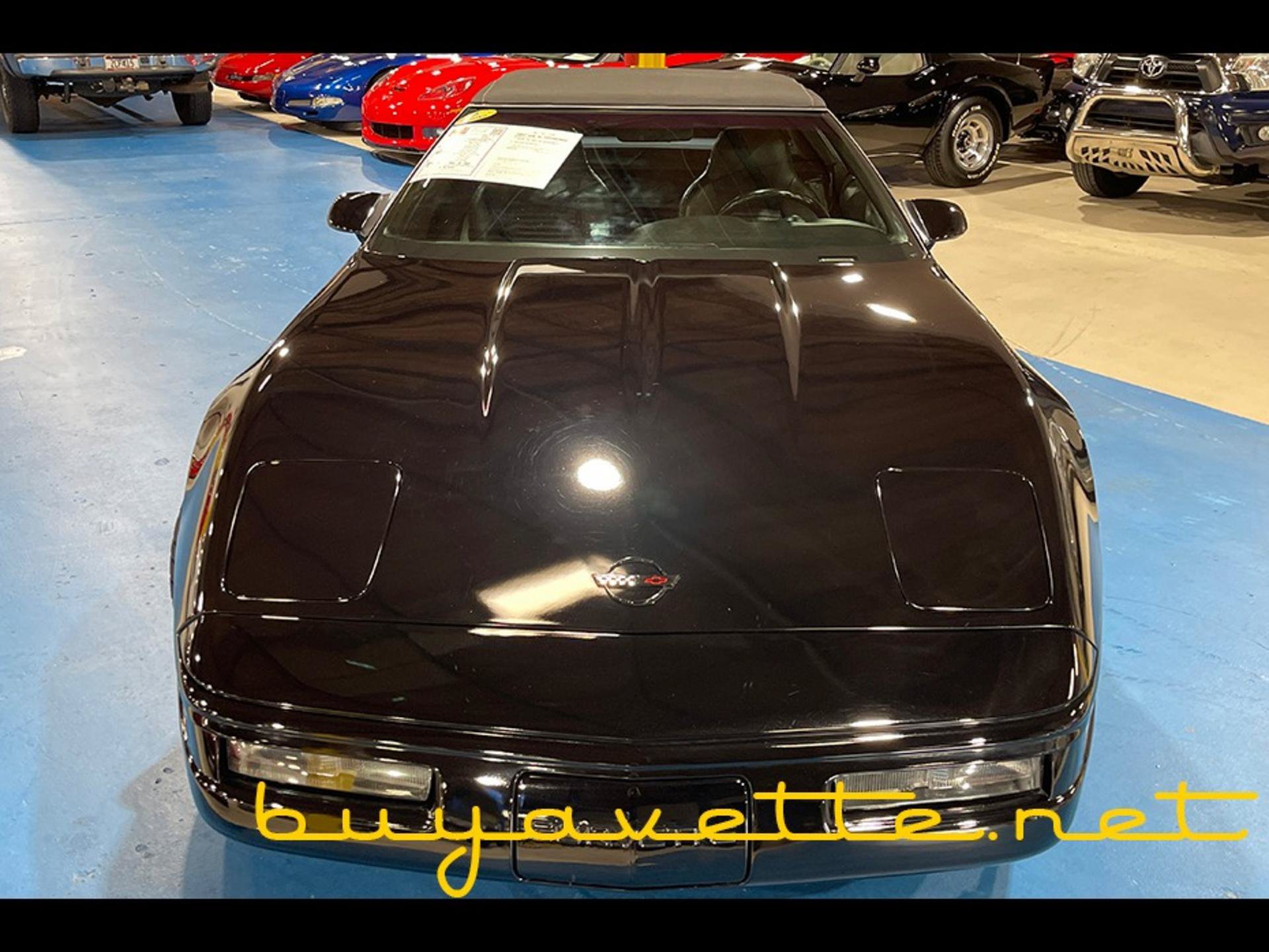 Used 1996 Chevrolet Corvette Convertible RWD image 6