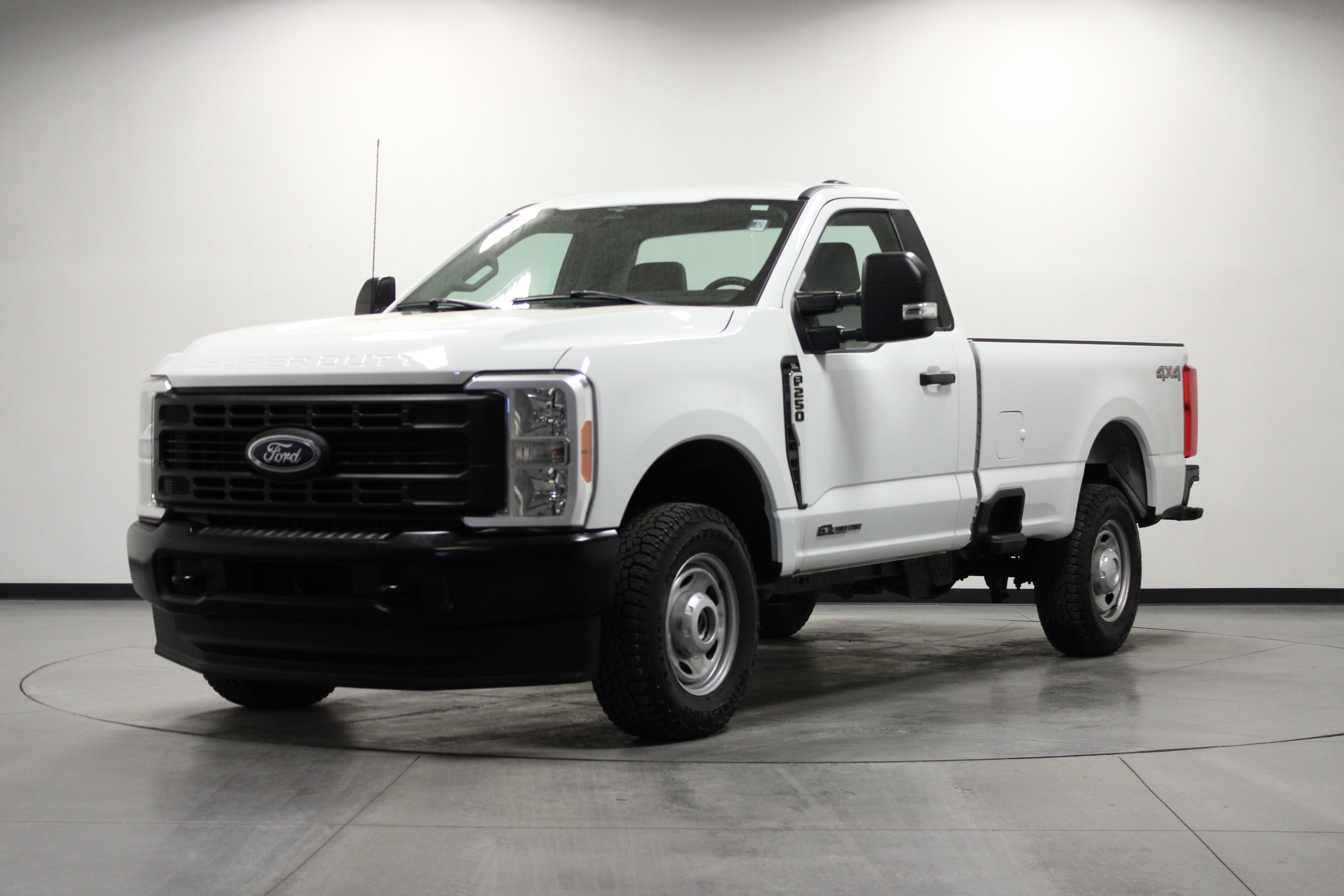 Used 2023 Ford F250 XL image 8