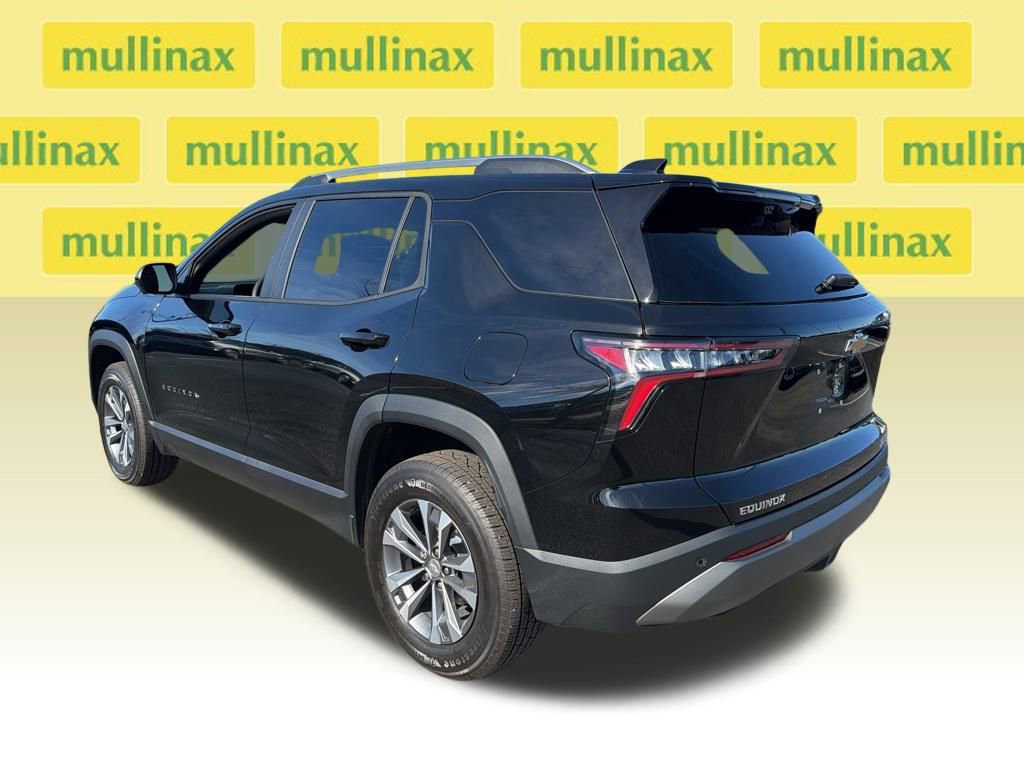 Used 2025 Chevrolet Equinox LT w/ Convenience Package II image 7