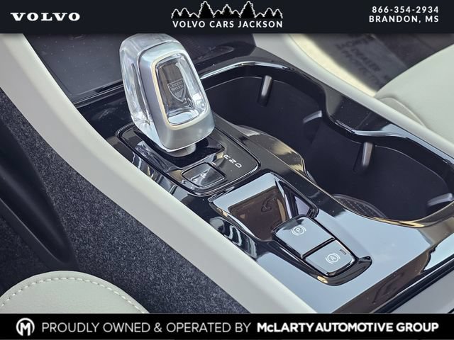 Certified 2026 Volvo XC40 B5 Plus w/ Protection Package Premier AWD/4WD image 23
