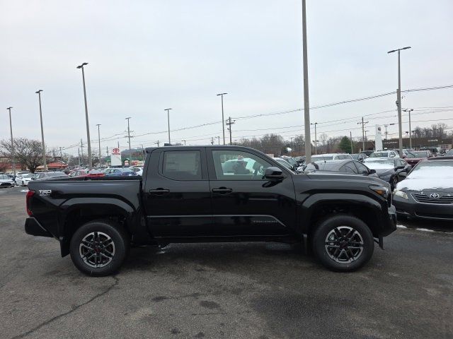 New 2025 Toyota Tacoma TRD Sport image 3