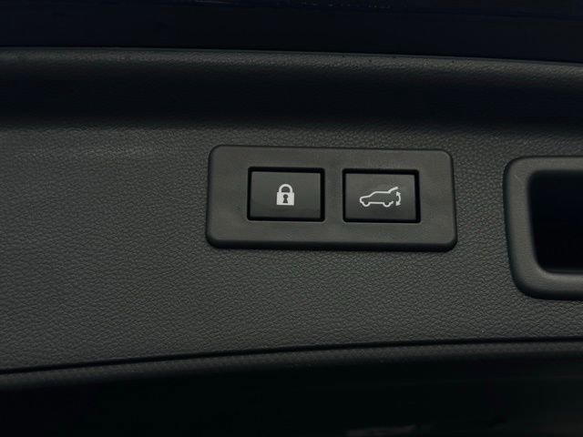 Used 2024 Subaru Forester Premium image 13