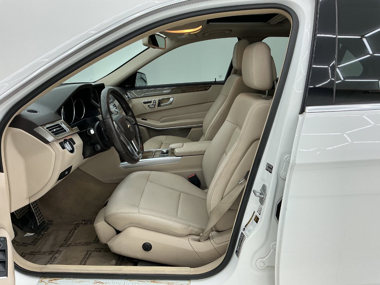 Used 2015 Mercedes-Benz E 350 4MATIC Sedan w/ Premium 1 Package image 14