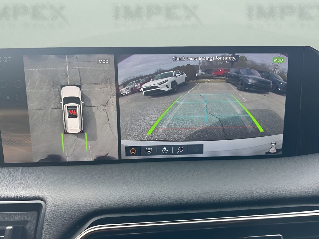 Used 2025 Nissan Armada PRO-4X image 22