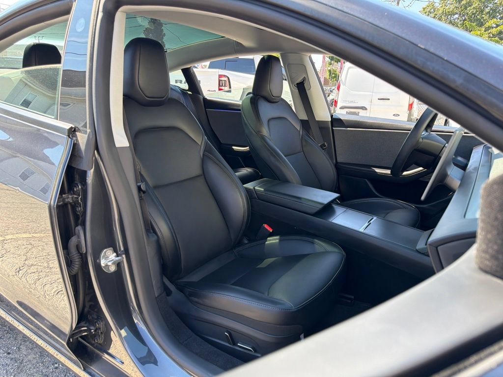 Used 2025 Tesla Model 3 Long Range RWD image 9