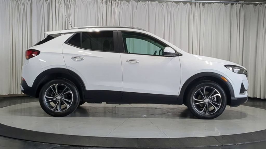 Used 2023 Buick Encore GX Select w/ Safety Package II FWD image 11