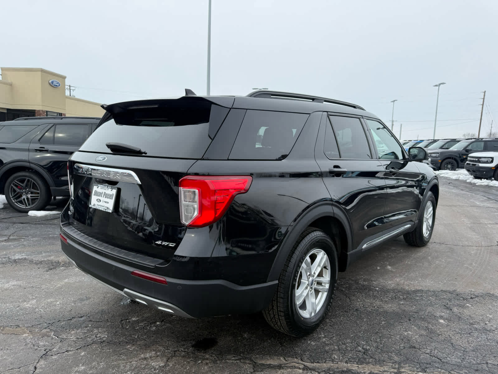 Certified 2023 Ford Explorer XLT w/ Equipment Group 202A image 21