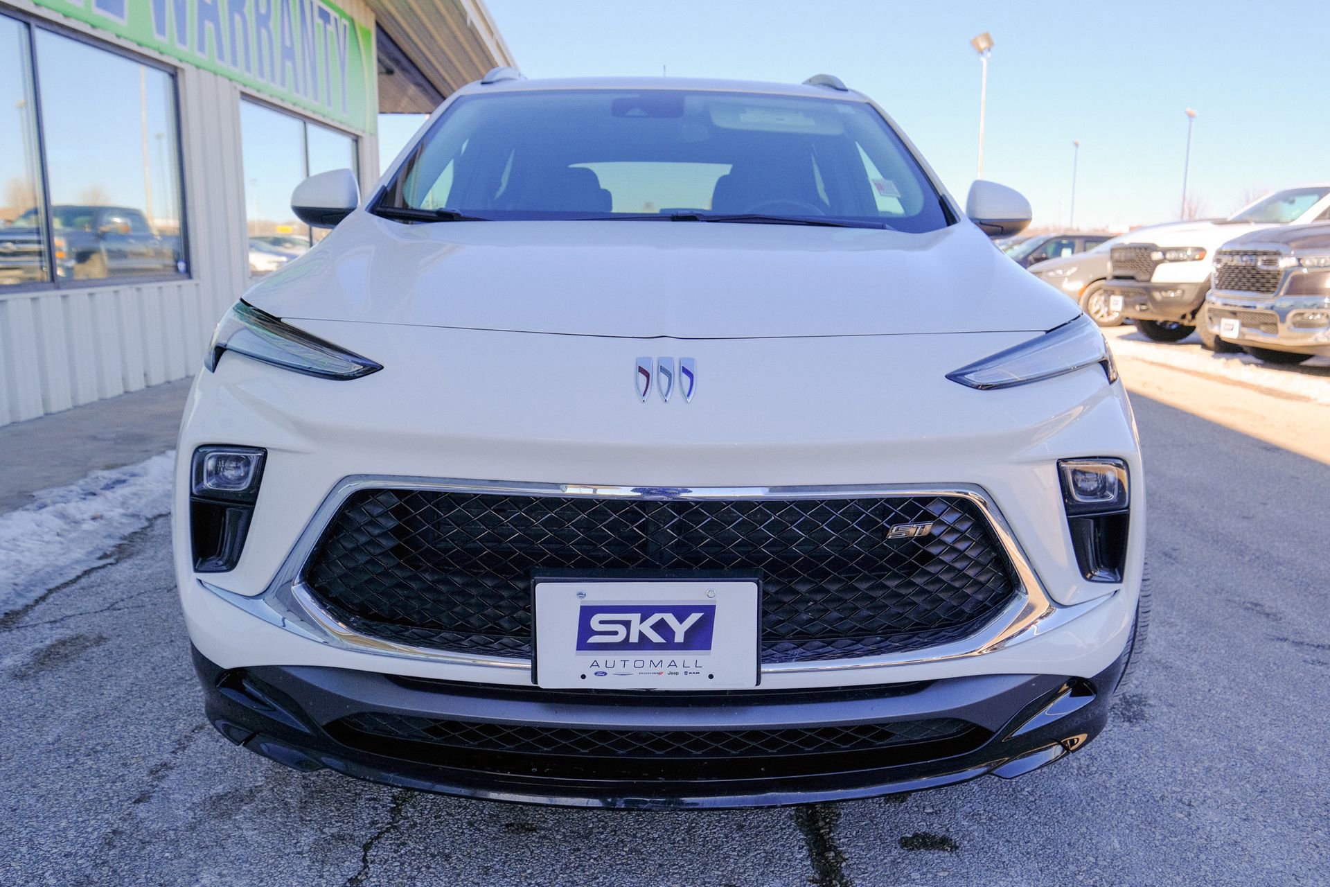 Used 2024 Buick Encore GX Sport Touring image 14