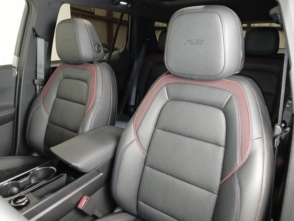 New 2027 Chevrolet Equinox RS FWD image 11
